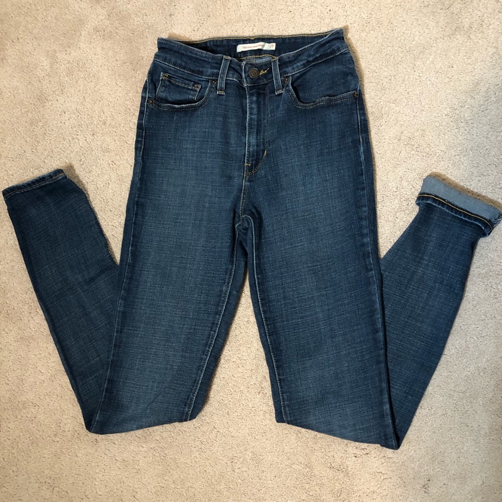 Levi High-Rise jeans 👖
